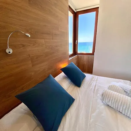 Lägenhet La Carihuela Terrace, Sea Views And Pool *