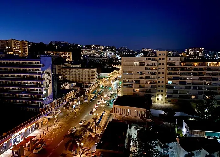 La Carihuela Terrace, Sea Views And Pool Apartment