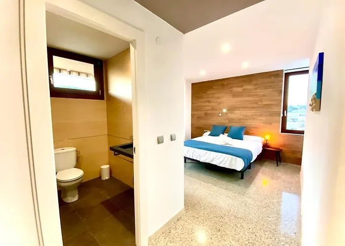 La Carihuela Terrace, Sea Views And Pool Apartment Torremolinos