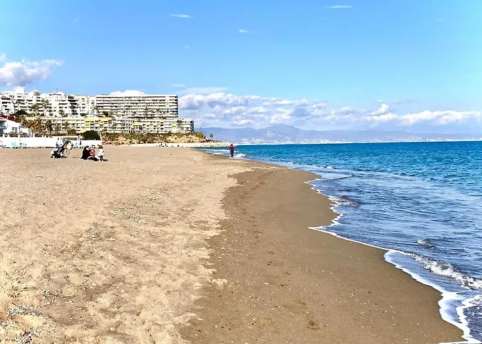 La Carihuela Terrace, Sea Views And Pool Apartment *
