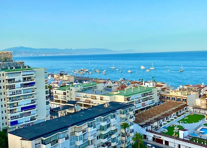 La Carihuela Terrace, Sea Views And Pool *