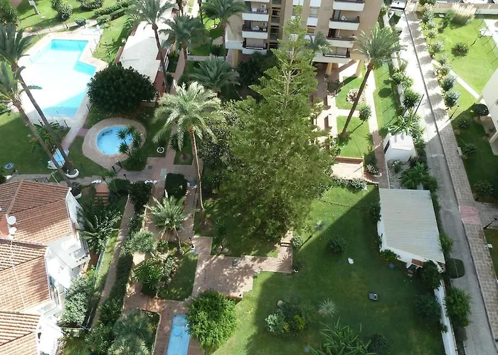 La Carihuela Terrace, Sea Views And Pool Apartment