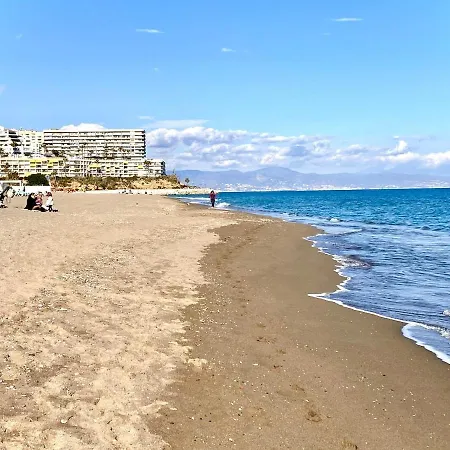 La Carihuela Terrace, Sea Views And Pool Apartment *