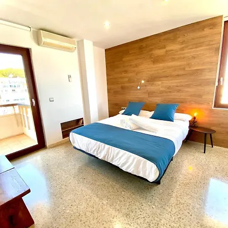 La Carihuela Terrace, Sea Views And Pool Apartment Torremolinos