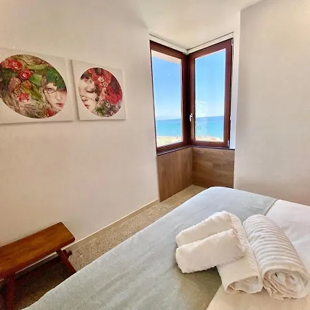 La Carihuela Terrace, Sea Views And Pool 托雷莫利诺斯